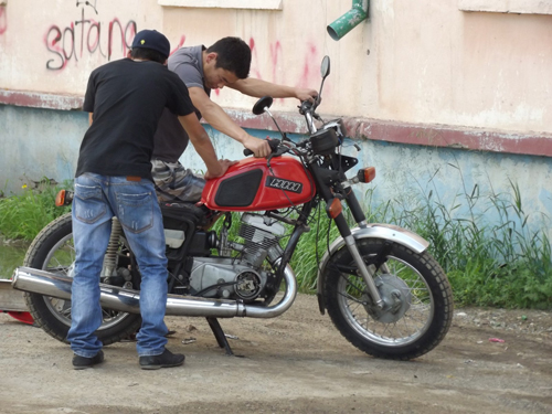 Ulaanbaatar – Luchando con las motos
